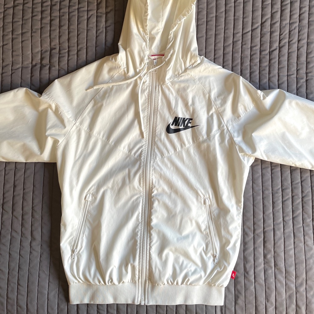 nike cream white windbreaker jacket